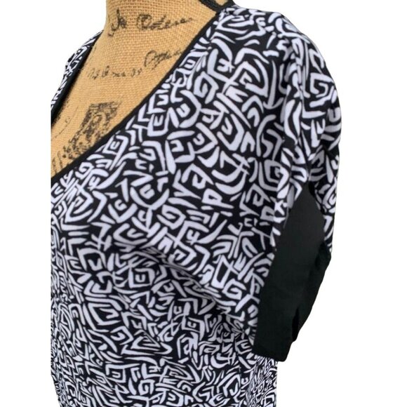 👗 2/$30 👗 Black and White Geometric Patterned V-Neck Two Thin Layers Dress XL - Picture 3 of 5